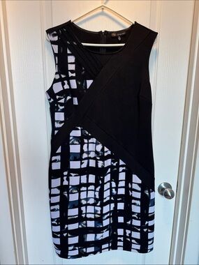 Carre Noir Black and White Sleeveless Midi Dress